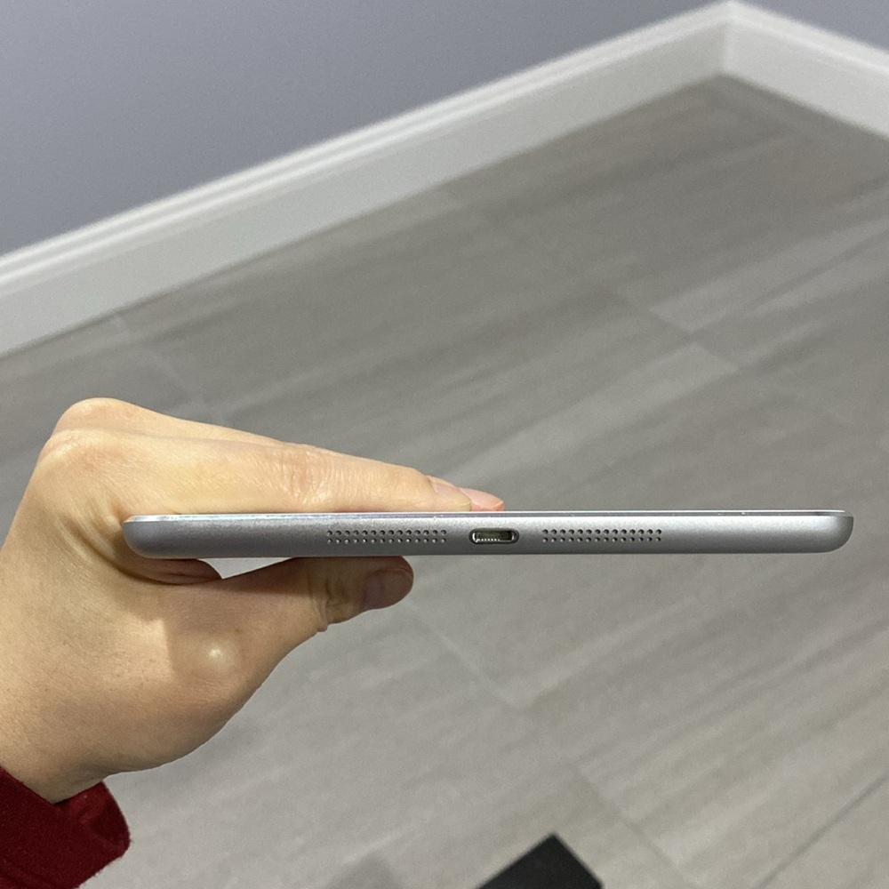 Used condition Apple iPad mini2 16GB white silver A1489 ME279LL/A iOS 12.5.7 - Picture 5 of 6